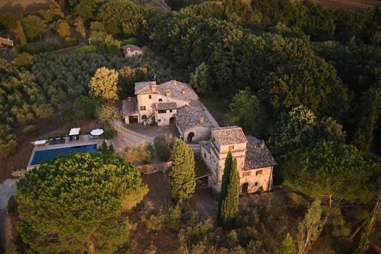 Casale Alessandri Massa Martana Exterior photo